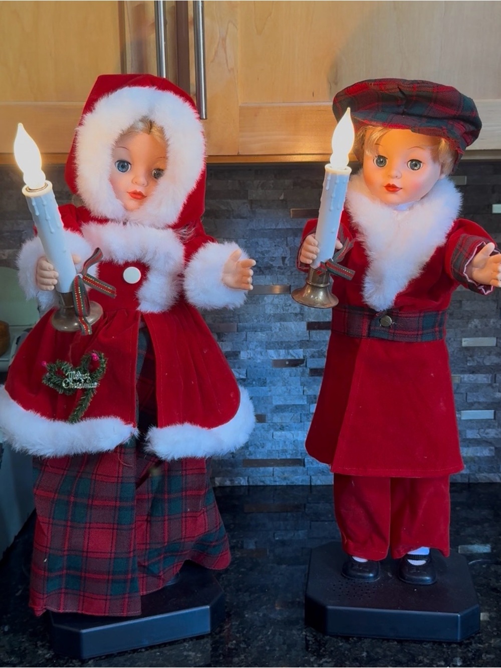 Vintage Early 90’s Telco Electric 24 inch Motionette Boy and Girl Carolers